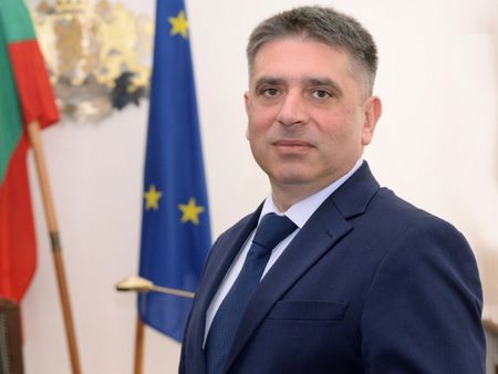 Кирилов не прие избора на НПО за участие в съвета за мониторинг на съдебната система