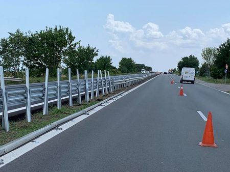 Отлична новина! Приключи ремонтът на пътя Бургас-Ветрен, до дни монтират по-безопасна мантинела