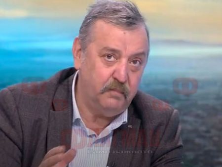 Болните с COVID019 се увеличили заради празниците, масово заразяване няма да има през лятото