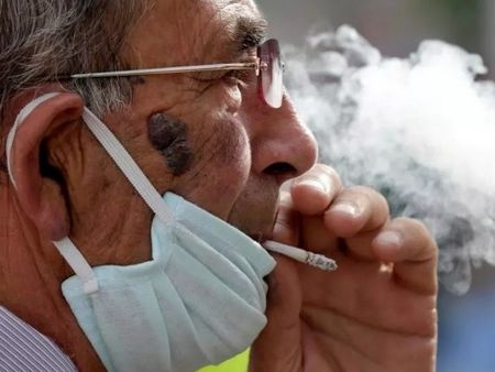 Пушачите зарязаха цигарите заради коронавируса, минаха на канабис