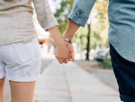 Защо мъжете обичат жените си, но въпреки това си търсят любовница