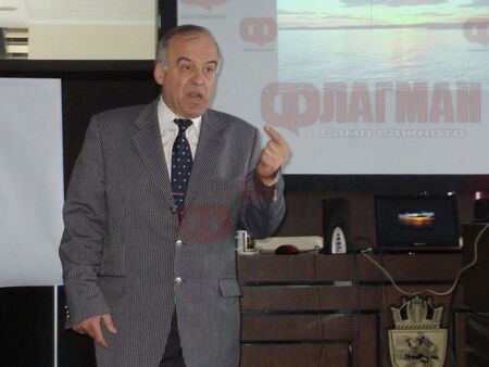 България загуби най-известния си уфолог, отиде си проф. Стамен Стаменов