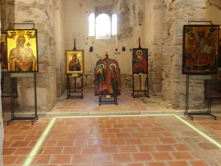 Църквата „Св. Йоан Кръстител“ в Стария Несебър отваря врати с  експозиция на непознати досега  икони