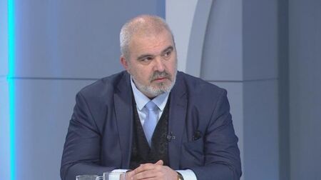 ГЕРБ отговори на Цветанов: Ако той беше организирал митинга ни, щеше да пее един известен певец