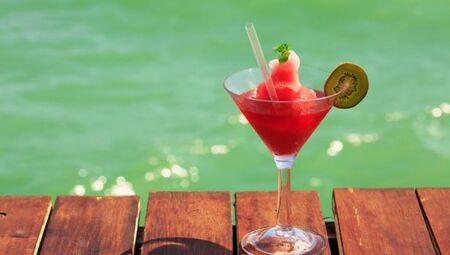 Рецепта за ягодово дайкири – разхлаждащ коктейл за летните вечери