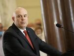 Прокурорите от Апелативна прокуратура-Бургас: Противопоставяме се на искането на Радев за оставка на Гешев