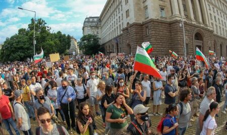 СДВР още проверява имало ли е полицейско насилие на протеста