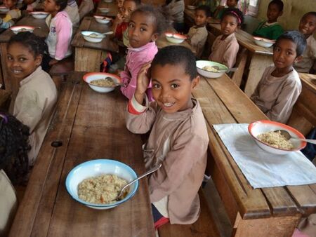 ООН предупреди за недостиг на храни в 27 държави