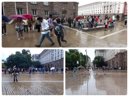 Ден 17: Ужасно време прецака протеста в София