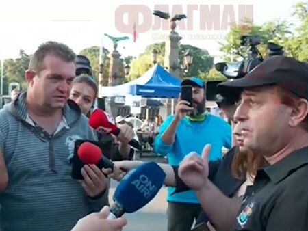 Започнаха преговори с протестиращите на Орлов мост, блокадата остава