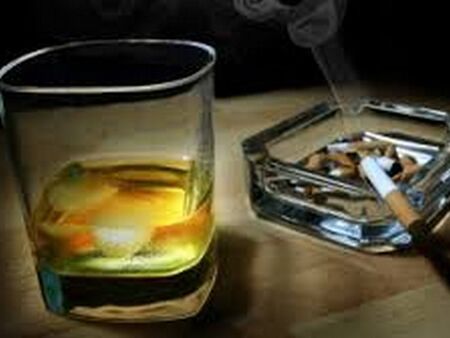 По-ниски продажби на цигари и алкохол от началото на годината