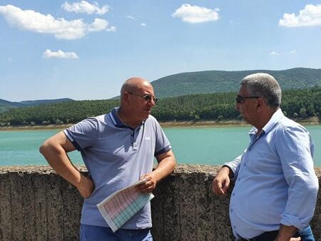 Екоминистърът и директорът на ВиК-Бургас обсъдиха как да спасят Варна и Бургас от безводие