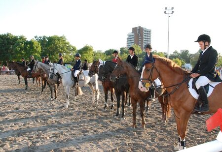 100 коня ще спорят за отличията в десетия юбилеен турнир „Купа Бургас“, наградният фонд е 10 000 лева