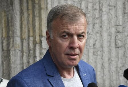 Сираков тръгва на турне, за да събере пари за ФК "Левски"