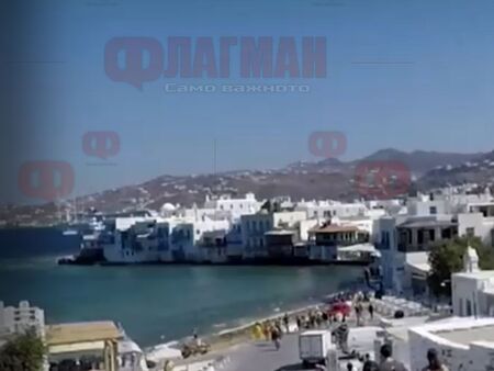 Маските задължителни на плажове в Гърция