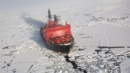 Учени: Земята е загубила "потресаващо" количество лед