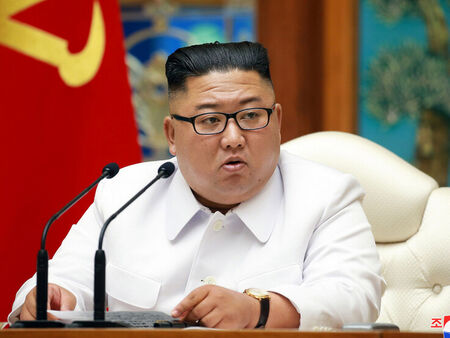 Ким Чен Ун е добре – твърдението, че е в кома се оказа лъжа