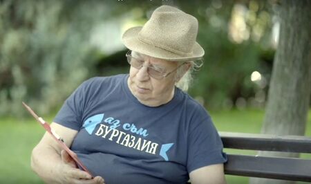 Клип „събра“ отново приятелския и творчески тандем Стефан Диомов и Пейо Пантелеев