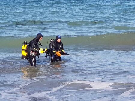 Трагедия! Откриха удавен и втория мъж, завлечен от морето на плаж Силистар