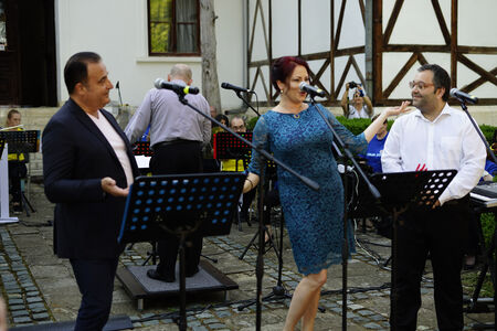 Музикалното „Пътешествие из Средиземноморието“ с именити певци и гост от Гърция в Созопол на 11 септември