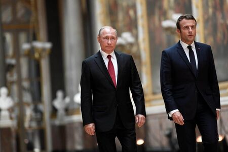 Макрон: Франция споделя констатациите на ЕС за Навални