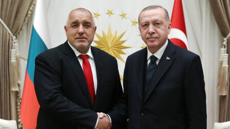 Премиерът Бойко Борисов провел спешен разговор с турския президент
