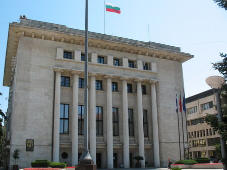 Как Община Бургас се справя с бюджета в кризисната 2020 година