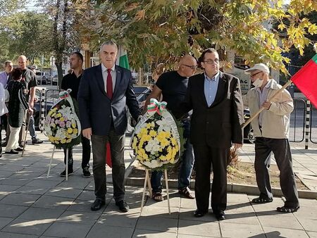 Валентин Касабов в Деня на Независимостта: Трябва да помним заветите на нашите деди и да пазим България