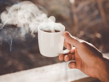 Учени: Не пийте кафе на гладно!
