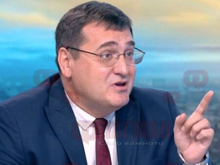 Славчо Атанасов: Опозицията е в капан, превърна Цвета Караянчева в мъченик