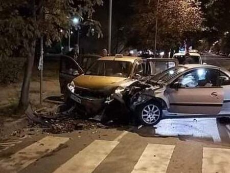Пиян шофьор помля паркирани коли в Сливен