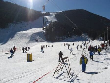 Масово отменяне на резервации в Банско, ски сезонът пред провал?