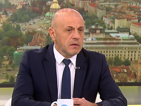 Томислав Дончев: Политическа карантина срещу президента Радев? Това е несериозно!