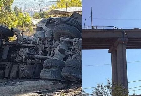 Извънредно: Камион рухна от Аспаруховия мост във Варна
