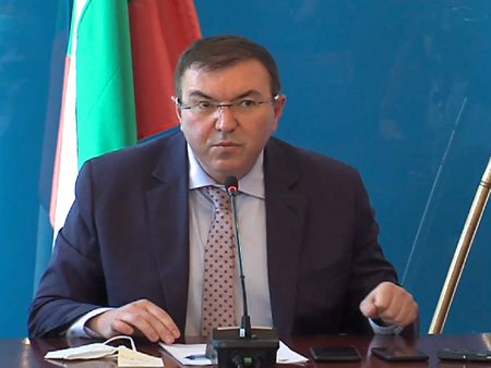 Министърът на здравеопазването обяви ще затварят ли заведения и дискотеки в България