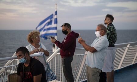 По-строги мерки в Гърция, високи глоби за нарушителите