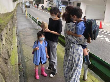 Със съвест срещу Ковид-19: В Япония маските не са задължителни, но 95% ги носят