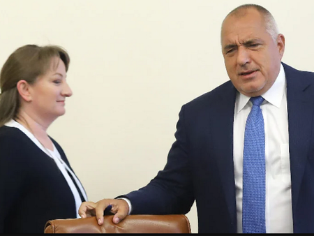 Сачева разкри защо Борисов не подава оставка
