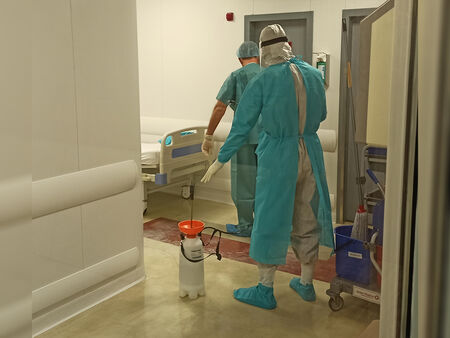 144 пациенти в бургаските ковид отделения, още двама починаха
