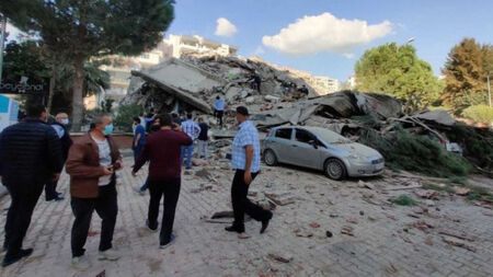 Най-малко 6 са жертви, а 202 са ранени след труса до Измир