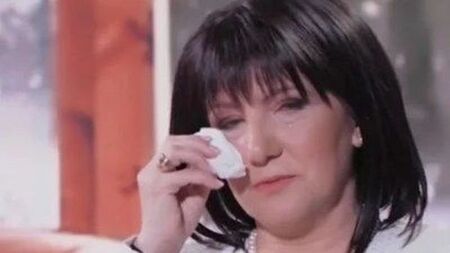 Караянчева плаче за баща си: Не мога да ти кажа сбогом, тате!