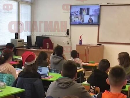 Решават да станат ли маските в час задължителни