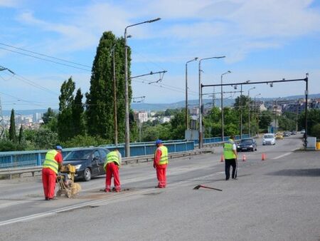 Безработните - близо 4%, повечето ненаети са мъже