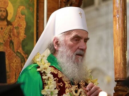 Сръбският патриарх Ириней почина от коронаирус