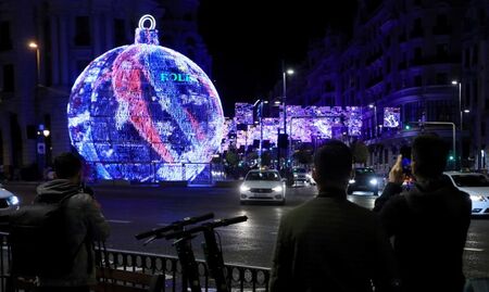 На Коледа в Испания: Без партита, на службите – без пеене