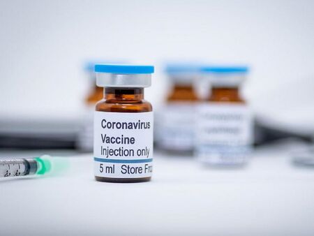 Добри новини! Великобритания първа одобри ваксината на Pfizer/BioNTech