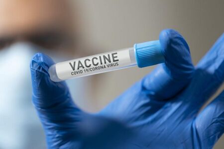 СЗО: В близките 3 до 6 месеца няма да има достатъчно ваксини срещу COVID-19