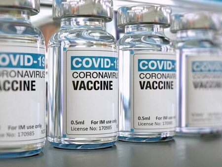 Как действат шестте различни ваксини срещу COVID-19, които се чакат в ЕС и безопасни ли са те?