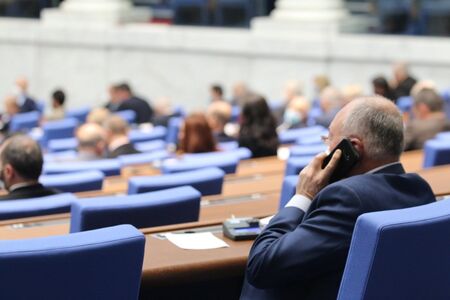 Депутатите обсъждат предложението за надзорник на главния прокурор