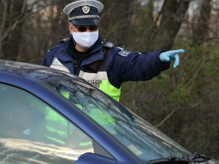 Полицията в Бургас погна дрогираните шофьори и джигитите, има много глобени